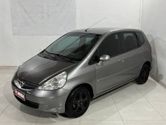 HONDA FIT 1.4 LXL 16V FLEX 4P AUTOMÁTICO HONDA FIT 1.4 LXL 16V FLEX 4P AUTOMÁTICO
